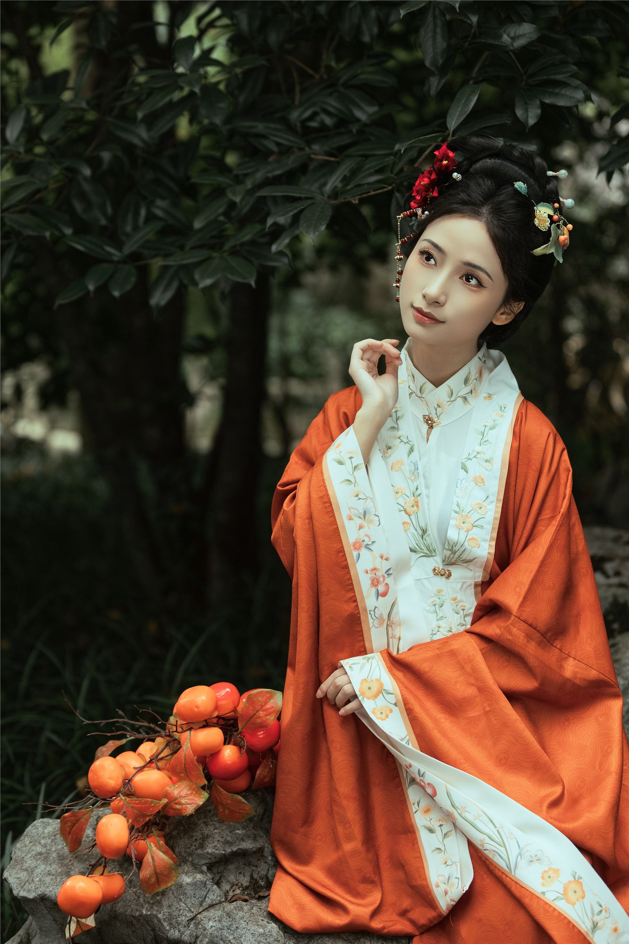 YITUYU艺图语 2025.01.26 秋游故寺 眸小妖